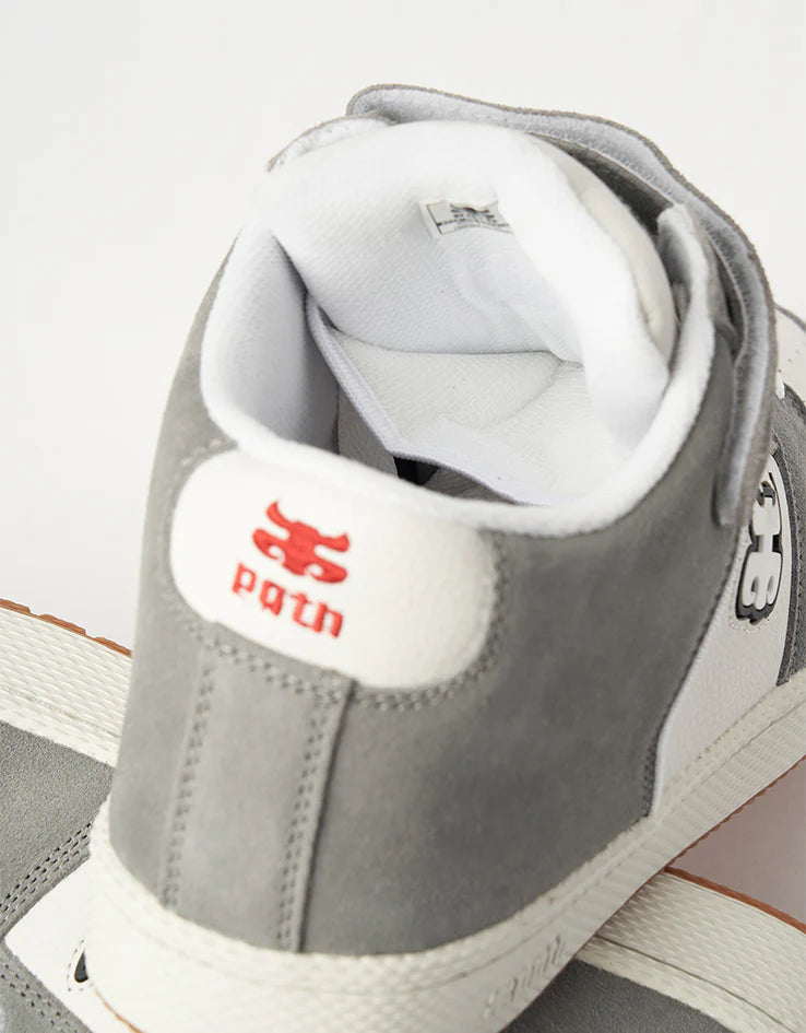 Zapatillas Ipath “Grasshopper” (Gris/Blanco)