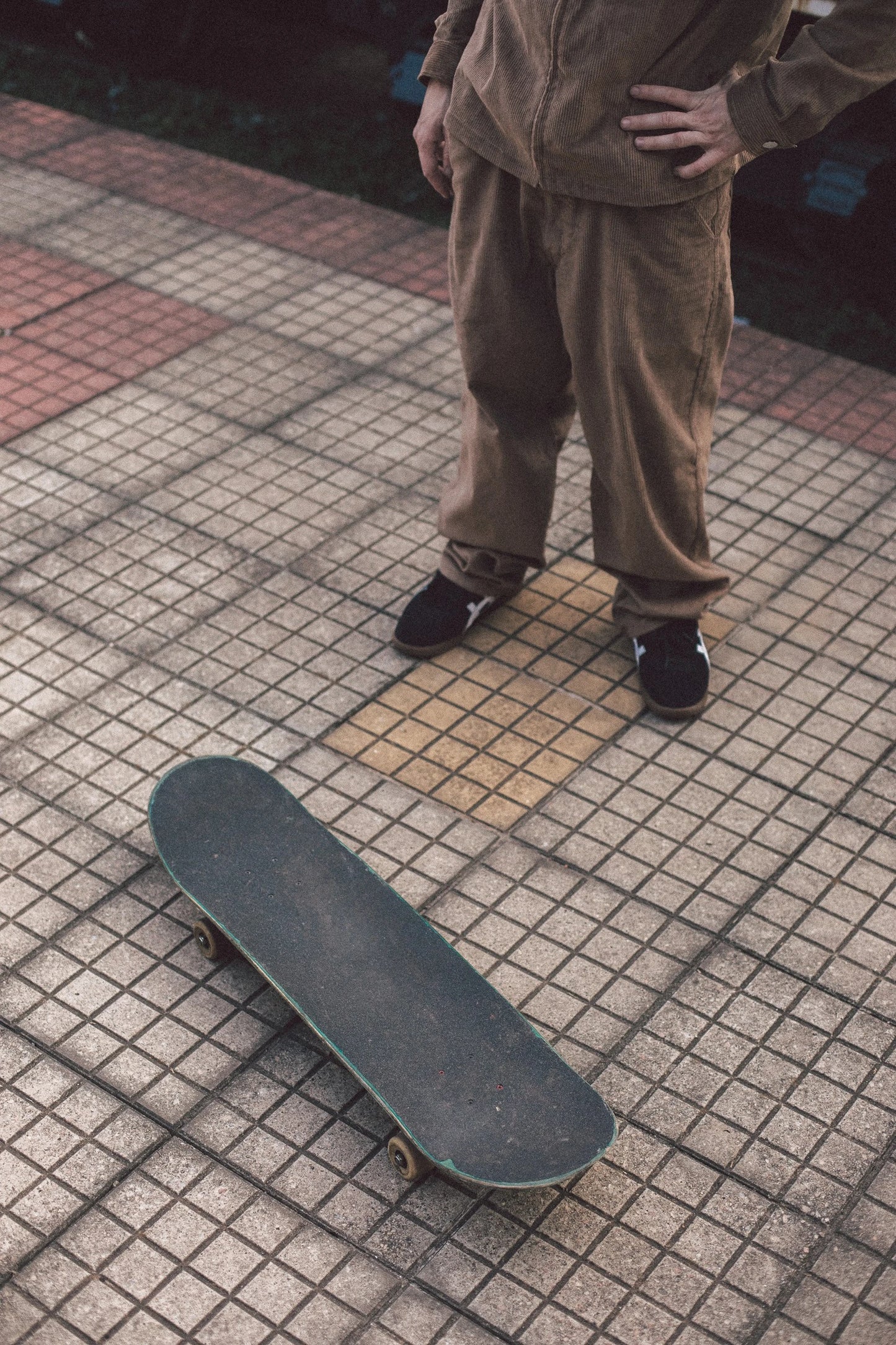 Pantalones OG Baggy 889 de terciopelo caramelo Tupode