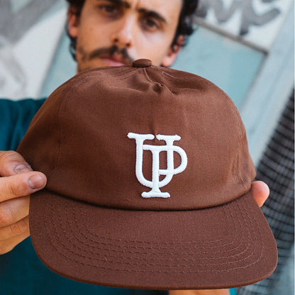 Gorra Up Vintage Marrón Tupode
